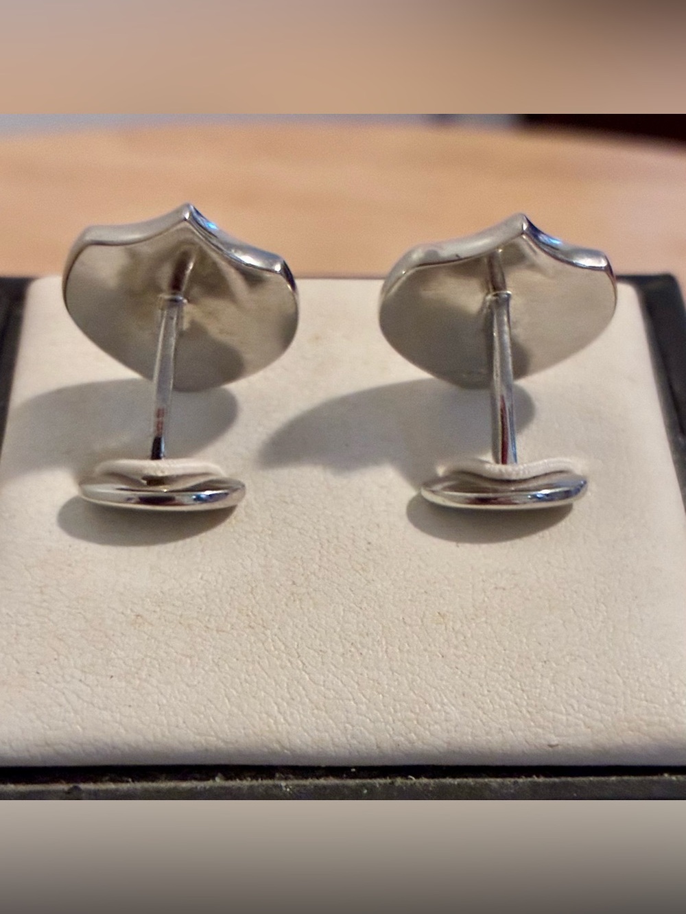 David Donahue Sterling Silver Fleur-de-Lis on Blue Shield Cuff Links - Picture 3 of 5